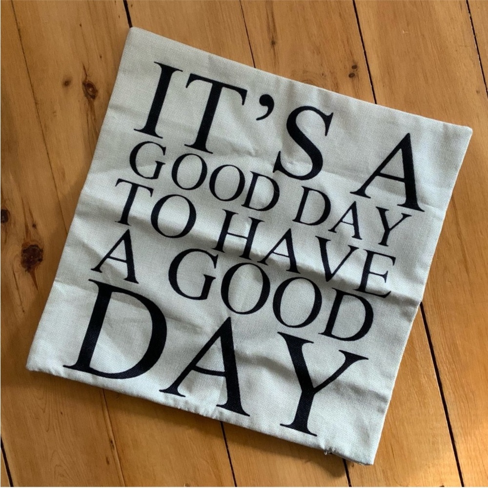 NWOT Quote Accent Pillowcover